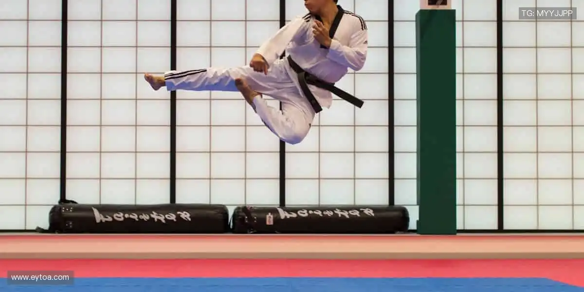 实时解说，你的专属观赛搭子！🎙️🎮